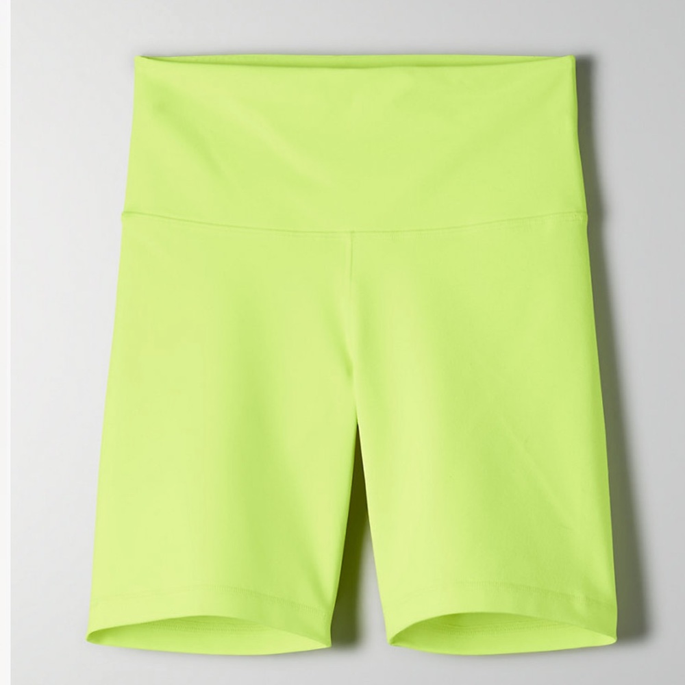 TNA High Rise Bike Shorts 7’